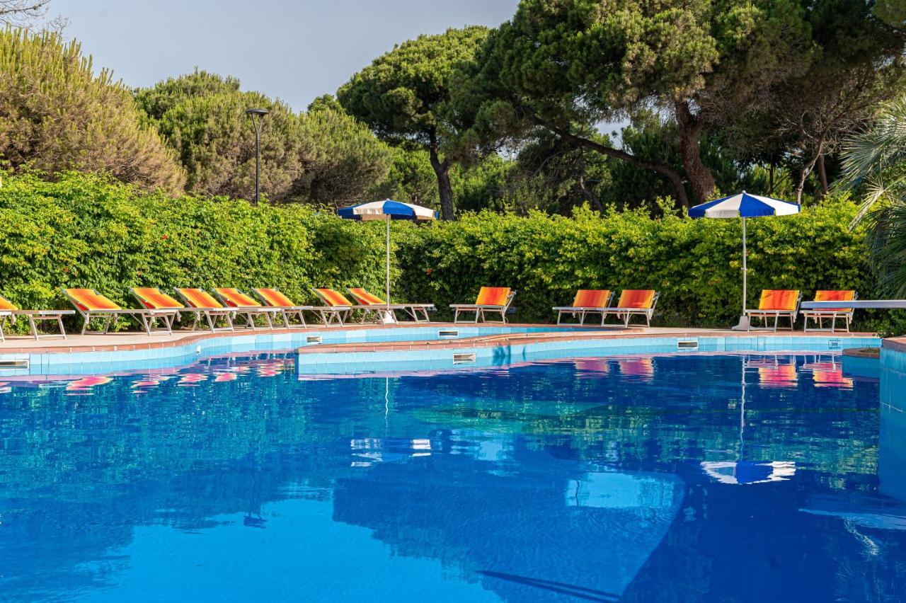 Ausonia Hotel