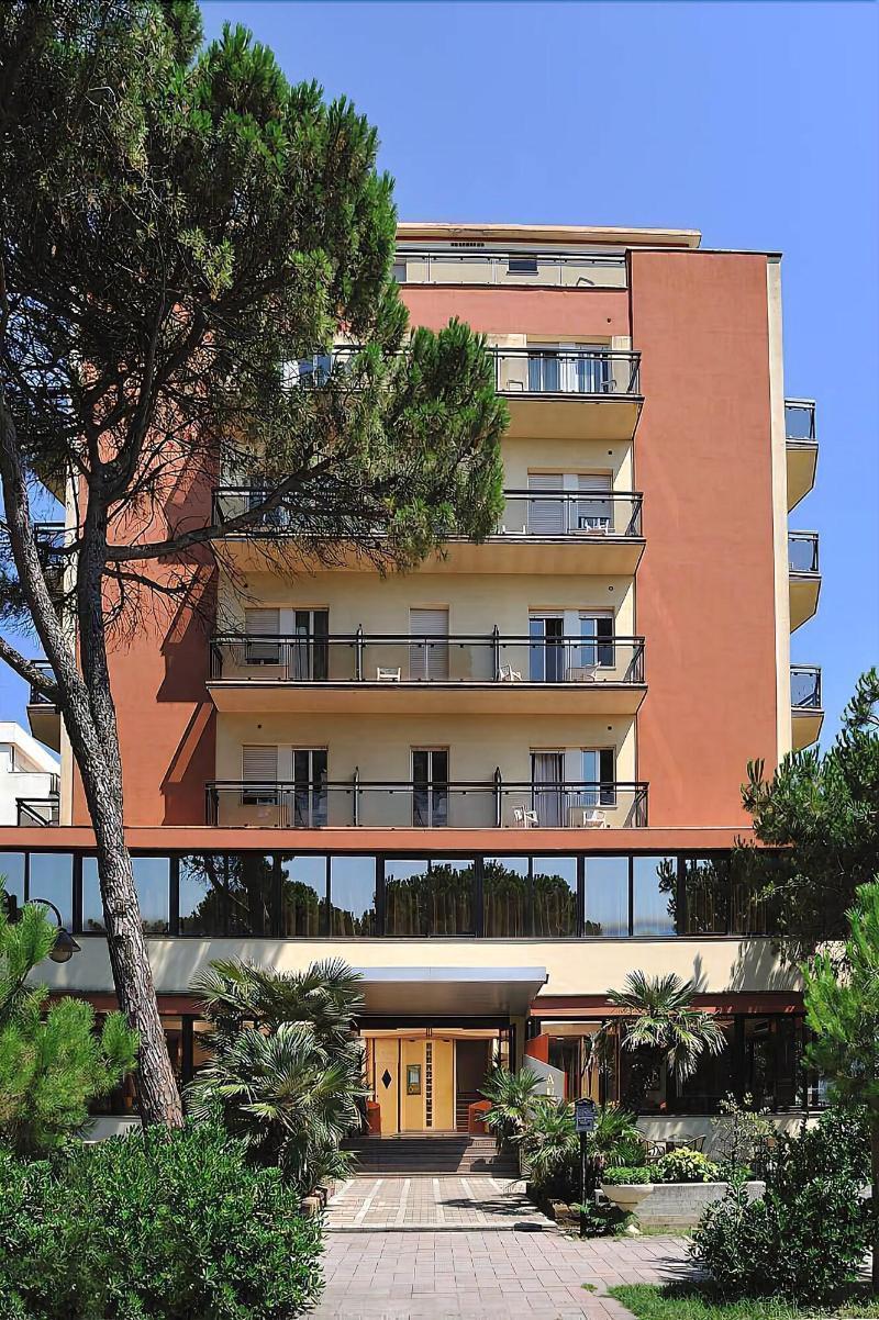 Hotel Ausonia