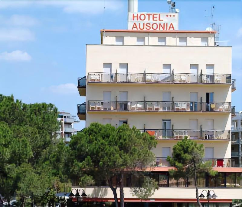 Hotel Ausonia 3*