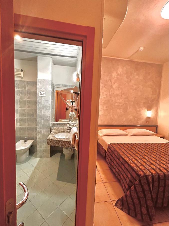 Hotel Ausonia